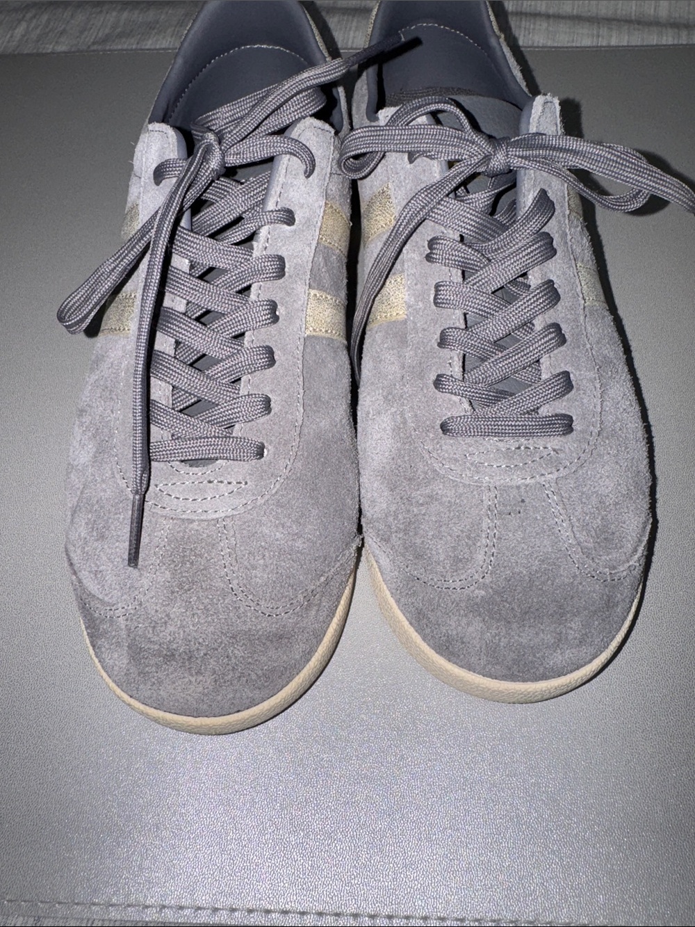 Gola Women's Bullet Pearl Suede Sneakers Trainers - Ash/Gold - Size 9 - Picture 3 of 9